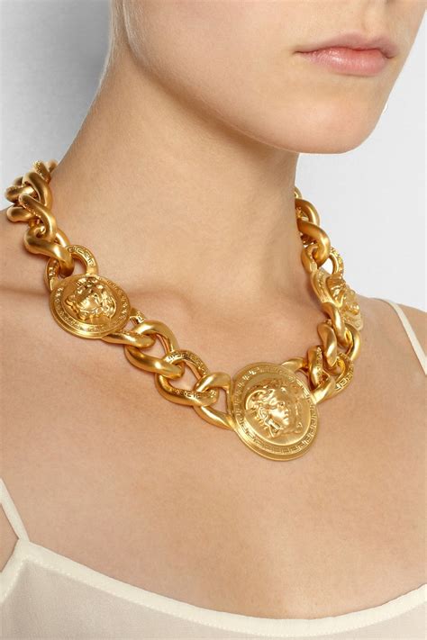 versace kette gold damen|Versace chains for women.